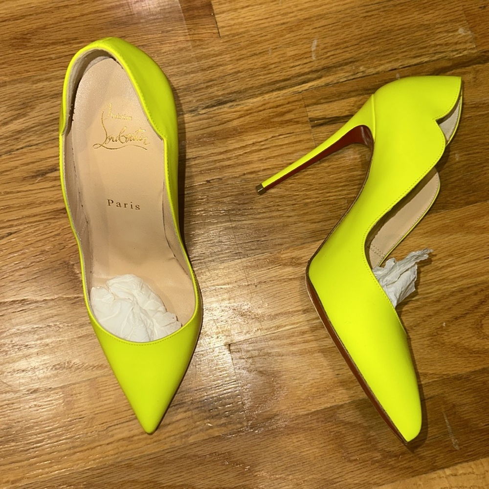 AUTHENTIC CHRISTIAN LOUBOUTIN HOT CHICK 100 FLUO MATT IN NEON - Picture 8 of 10